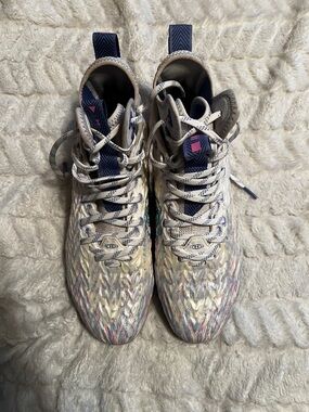 Women’s Under Armour Spotlight Clone MC LE Lacrosse Cleats
